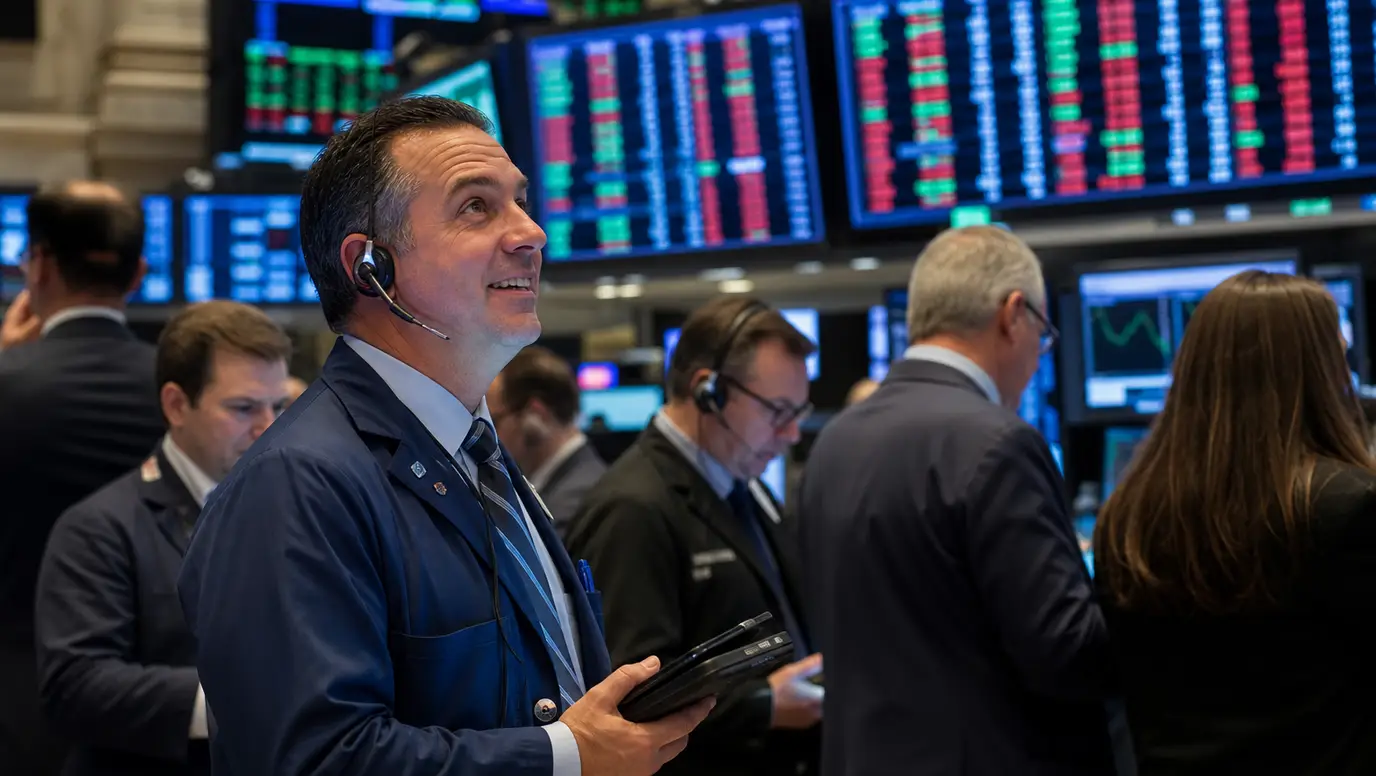 U.S. Stocks Rebound as Nvidia Earnings and Fed Minutes Take Center Stage