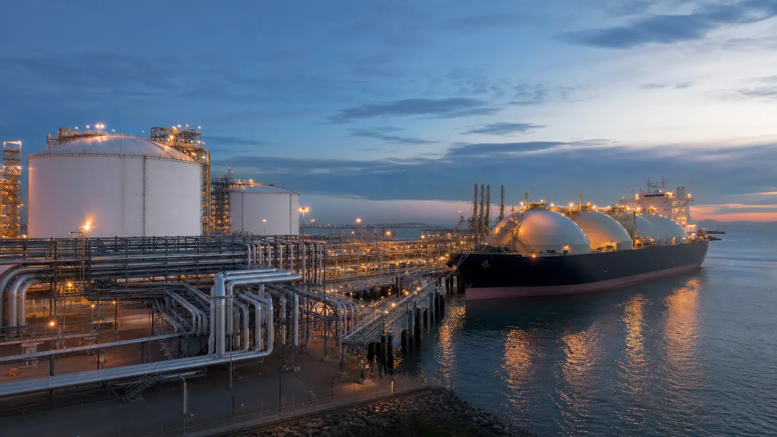 Henry Hub Natural Gas Holds Near $3 as LNG Demand Tightens Energy Market
