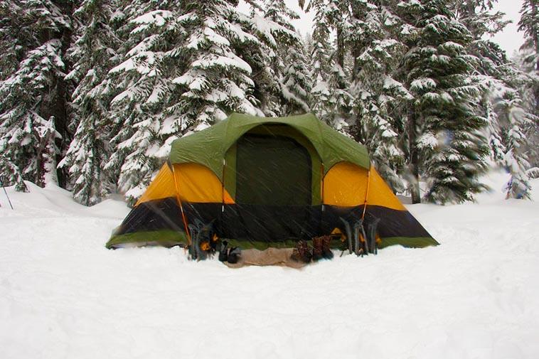Top Tips For Camping in The Cooler Months